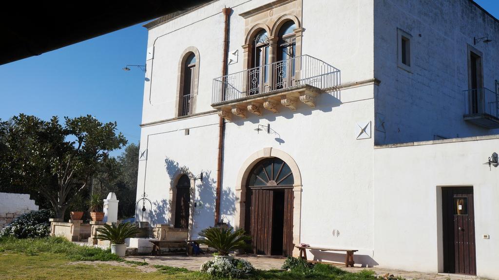 オストゥーニ Antica Masseria Carparelliゲストハウス エクステリア 写真