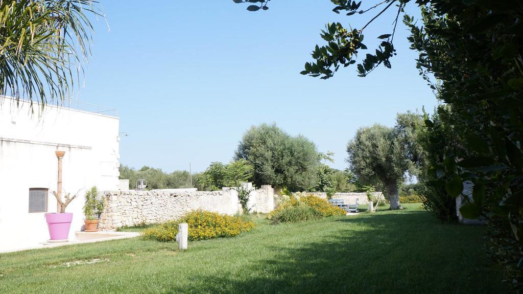 オストゥーニ Antica Masseria Carparelliゲストハウス エクステリア 写真