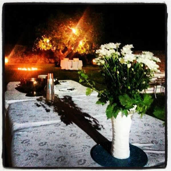 オストゥーニ Antica Masseria Carparelliゲストハウス エクステリア 写真