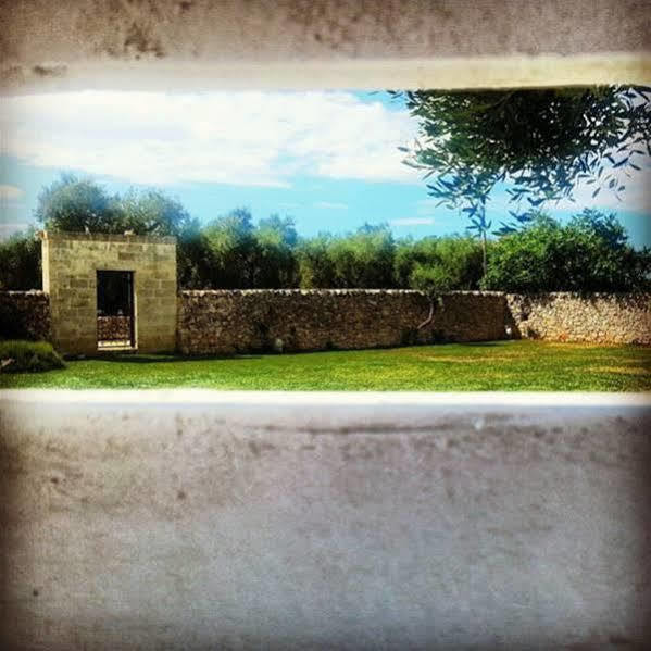 オストゥーニ Antica Masseria Carparelliゲストハウス エクステリア 写真